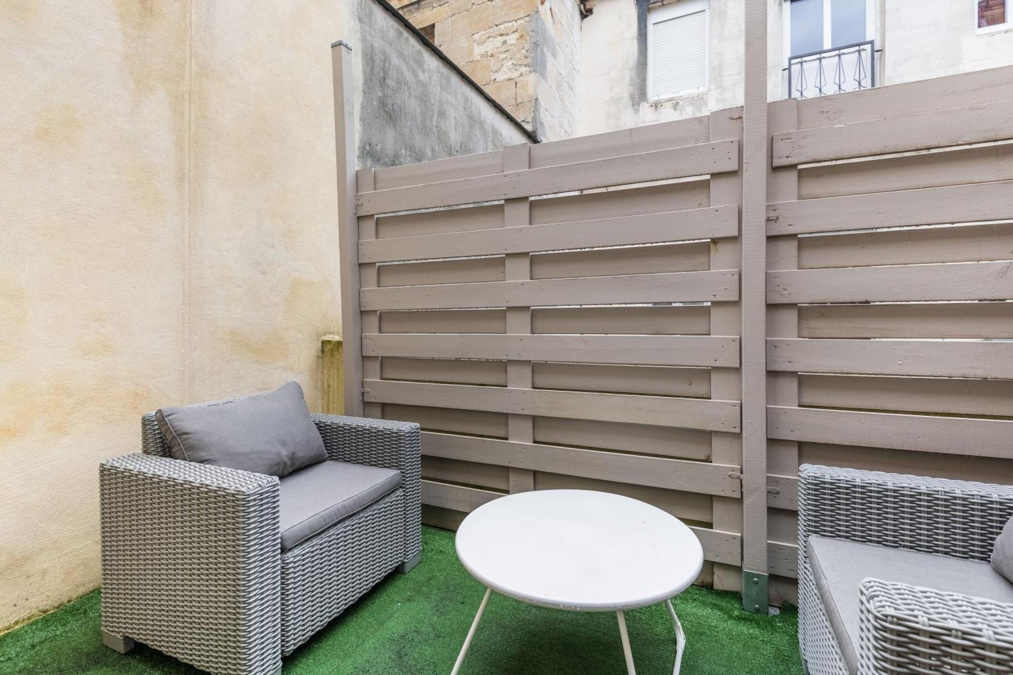 Studio En Duplex-Aircon-Terrasse-Parking-Calme Bordéus Exterior foto